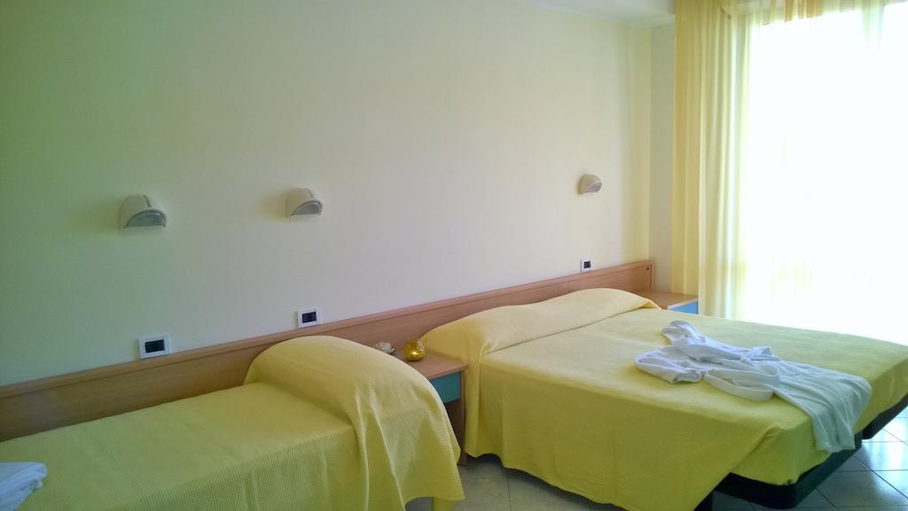 Hotel Paola Garden - Nuova Gestione Bellariva Di Rimini Kamer foto