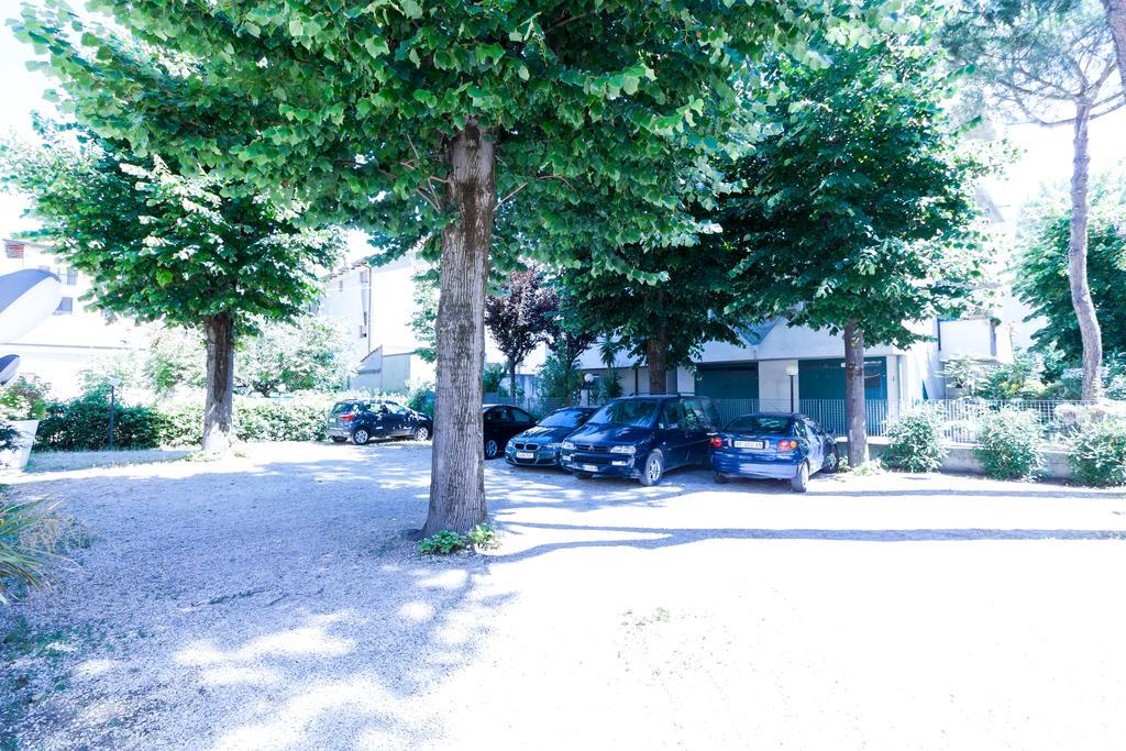 Hotel Paola Garden - Nuova Gestione Bellariva Di Rimini Buitenkant foto