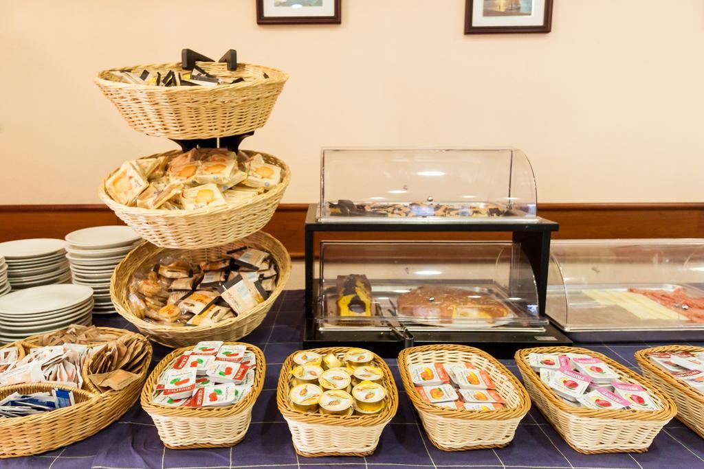 Hotel Paola Garden - Nuova Gestione Bellariva Di Rimini Buitenkant foto