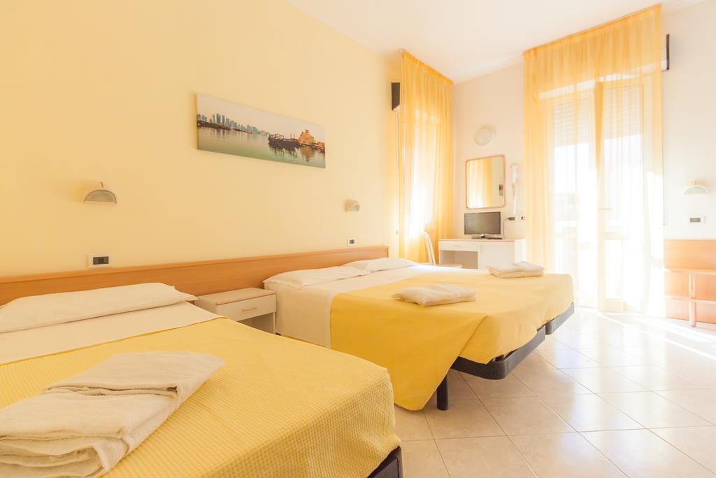 Hotel Paola Garden - Nuova Gestione Bellariva Di Rimini Buitenkant foto